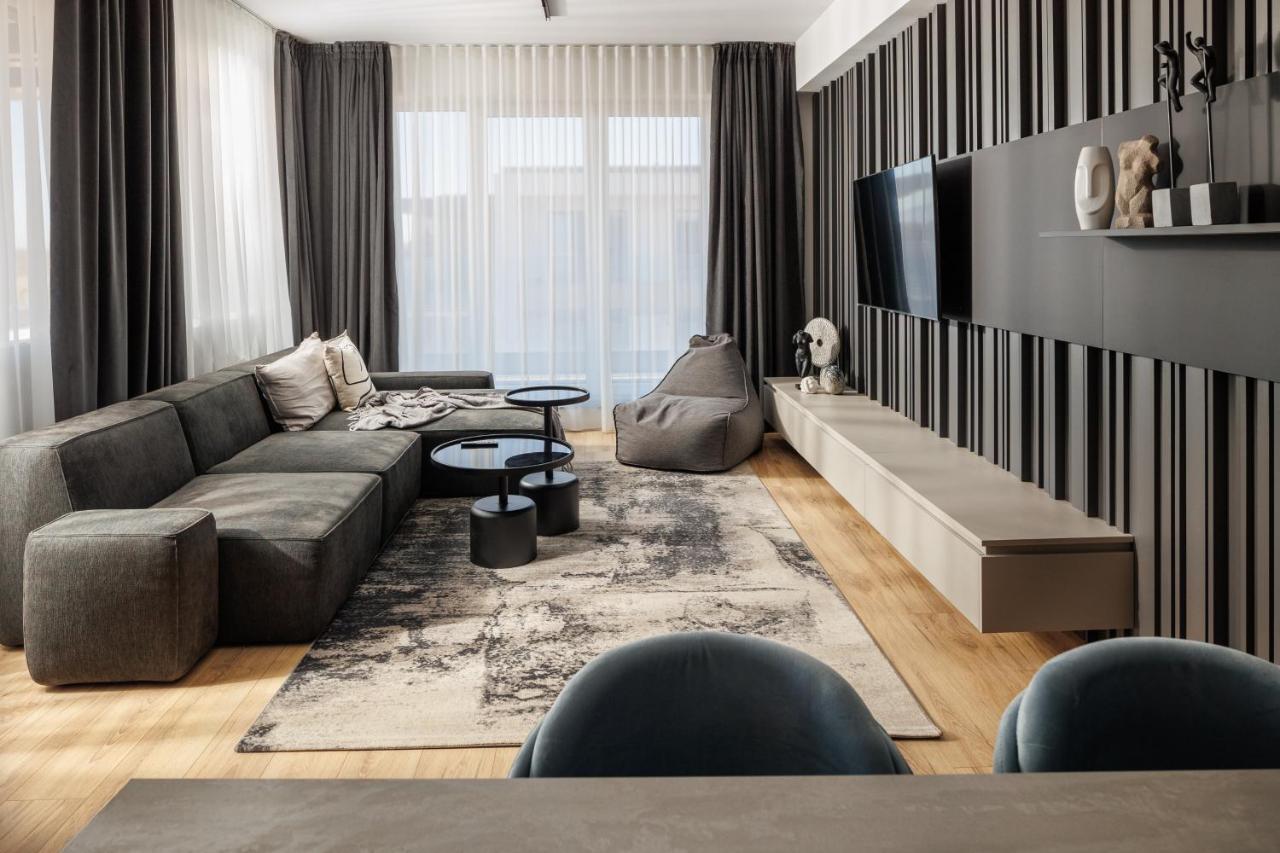 Mandala Designer Apartments With Free Private Parking, Near Mall Coresi Braşov Exteriör bild